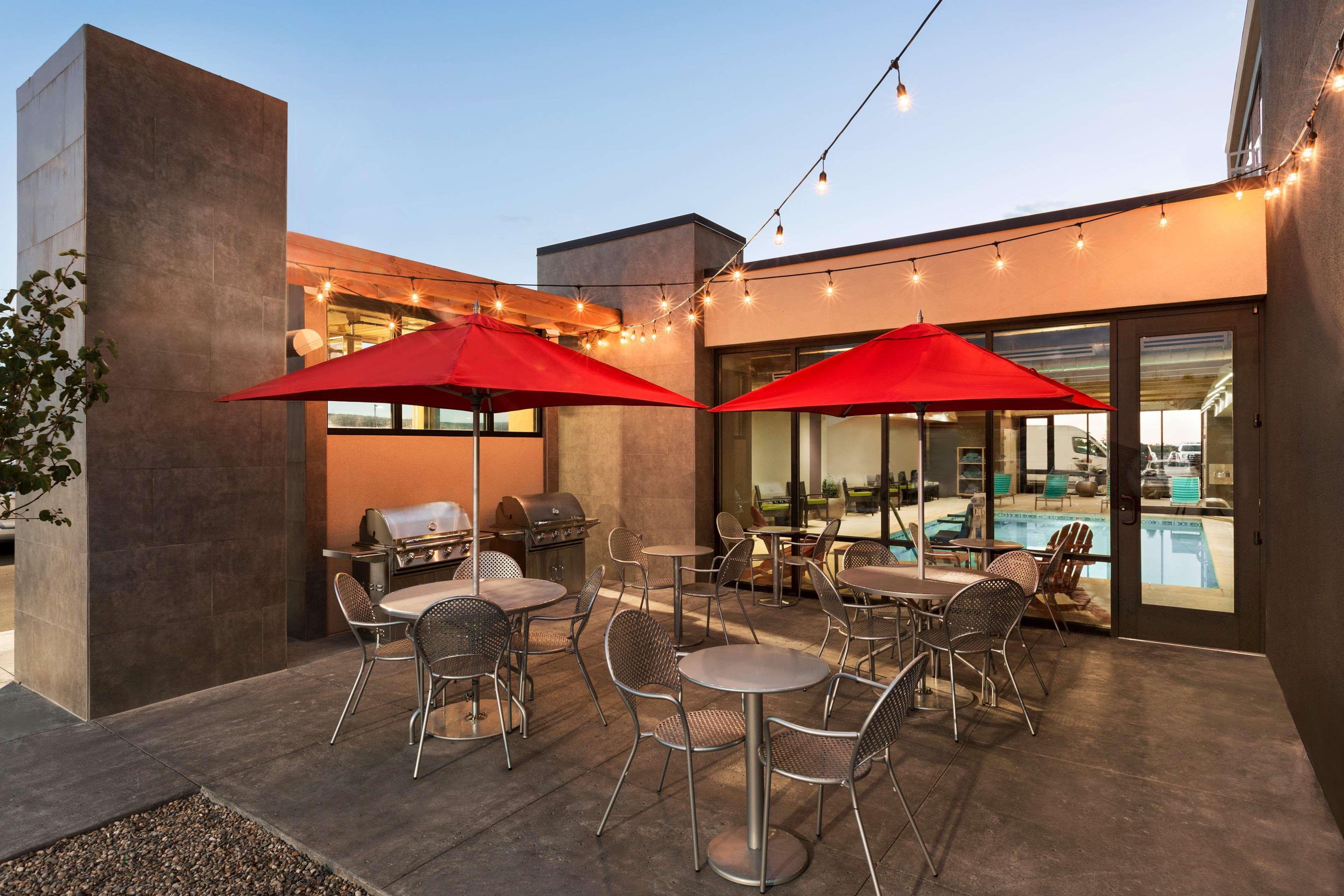 Home2 Suites By Hilton Farmington/Bloomfield Eksteriør bilde